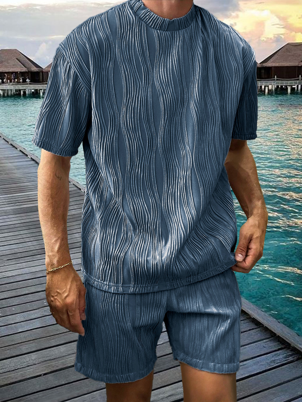 Men's Pleated Two-piece Texture Holiday Casual T-shirt Shorts Set