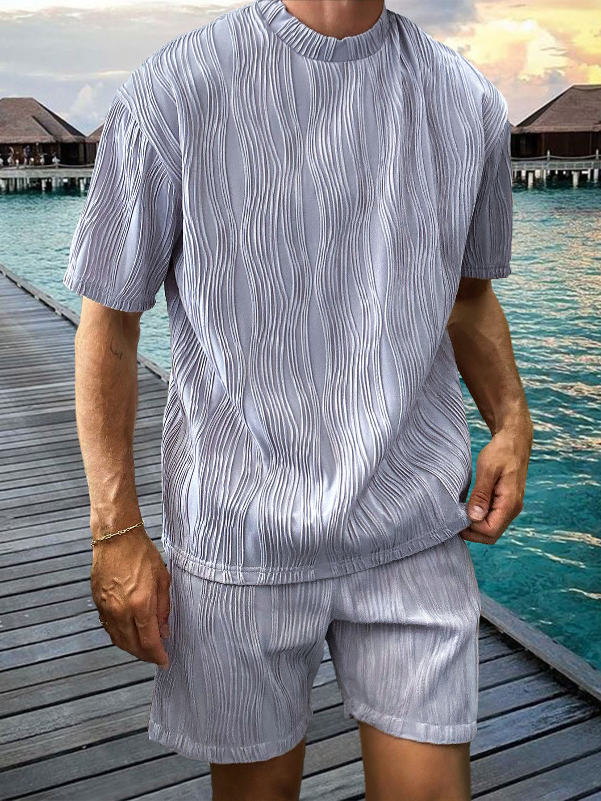 Men's Pleated Two-piece Texture Holiday Casual T-shirt Shorts Set
