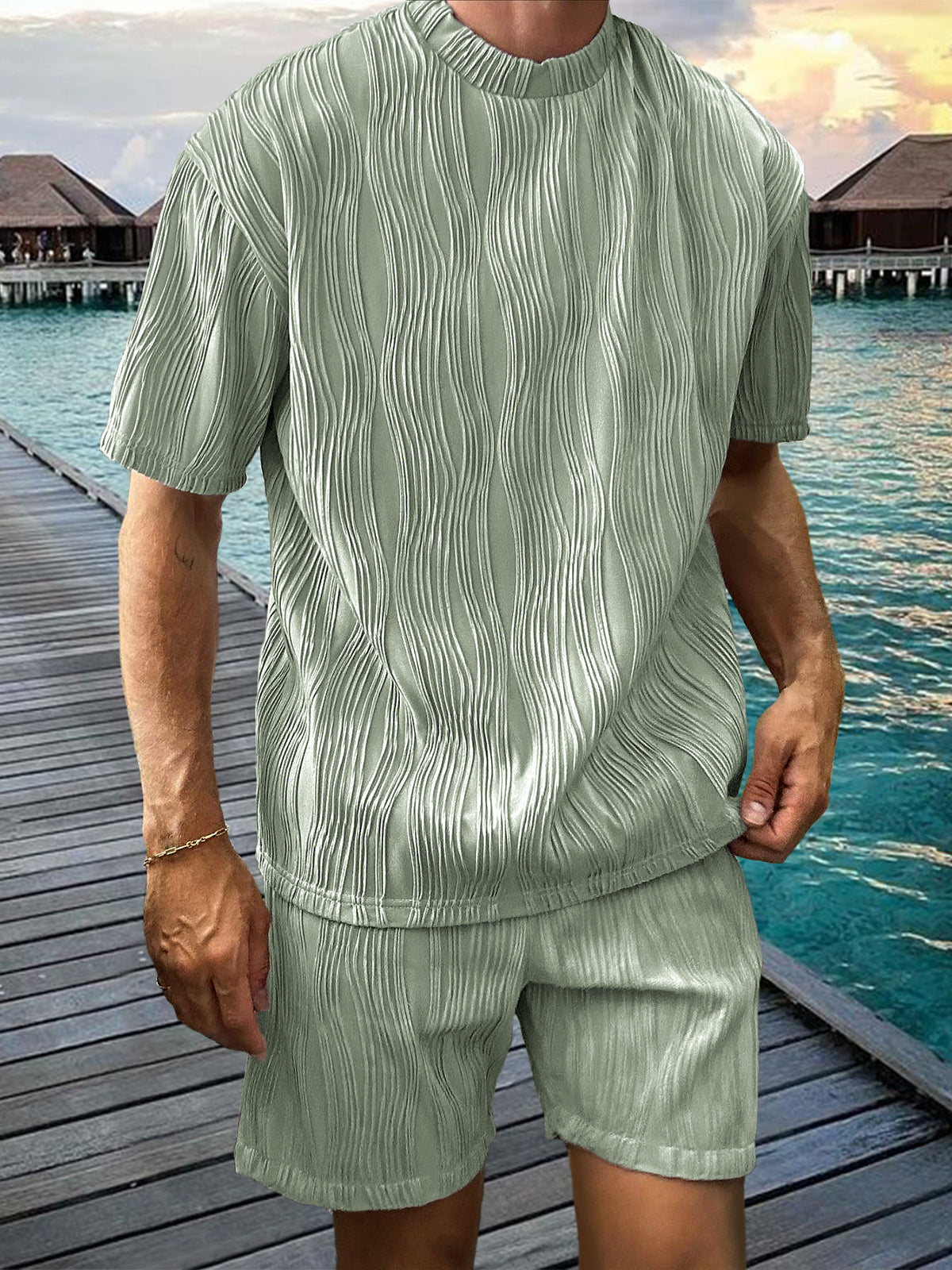 Men's Pleated Two-piece Texture Holiday Casual T-shirt Shorts Set